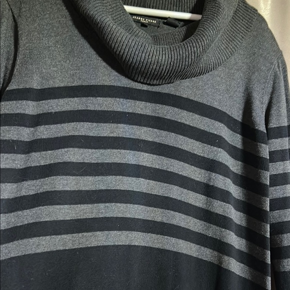 JEANNE PIERRE Black and Gray Cowl Neck Sweaters - Picture 6 of 7